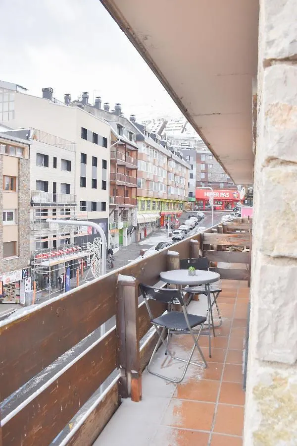 Apartment Neu II - Nuevo! Centrico Estudio En Pas De La Casa Hut2-8055